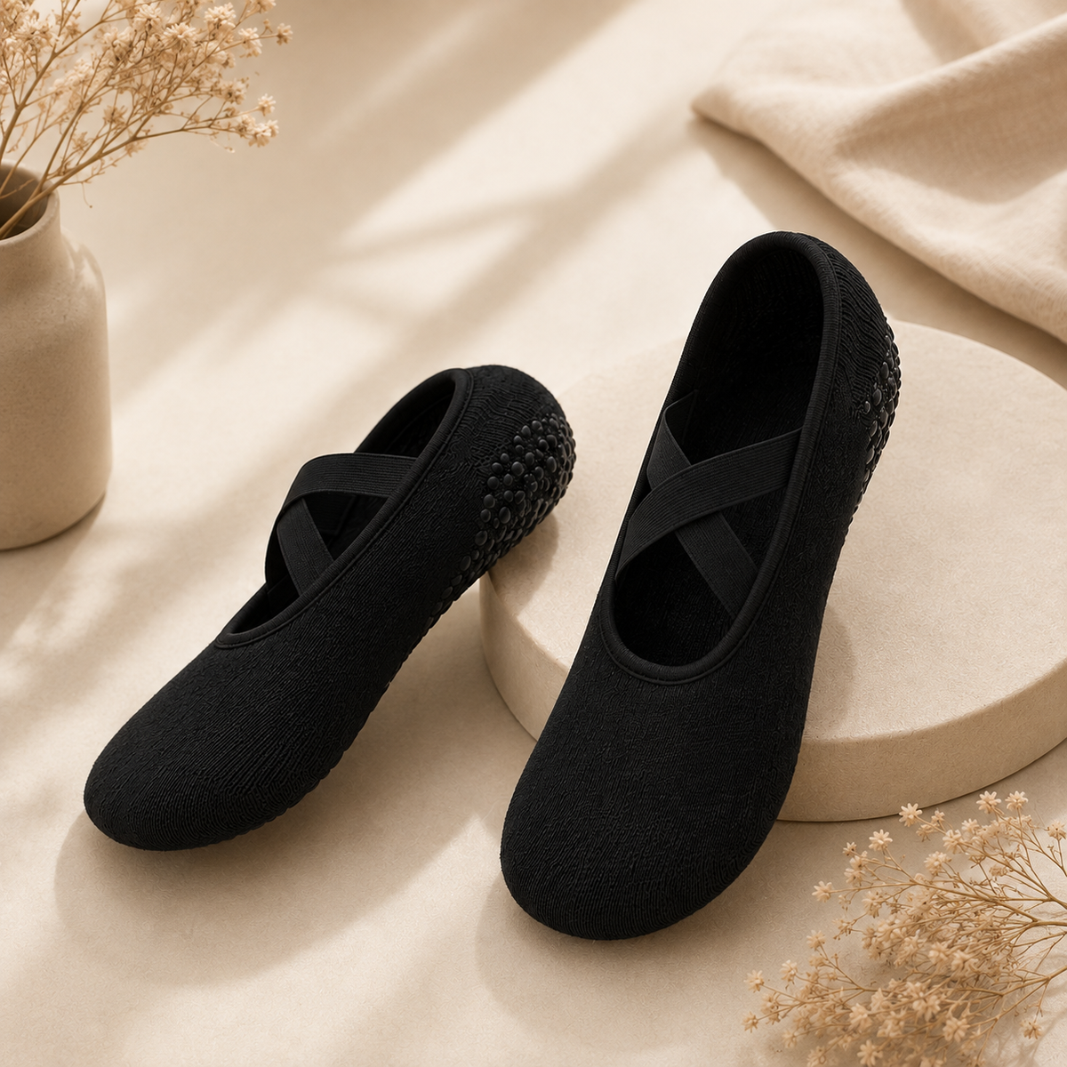 KUMILOSS GRIP™ — Calzini Pilates & Yoga
Stabilità. Comfort. Movimento.